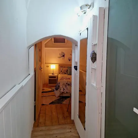 La Perla,4 Persone Centro Storico Санремо