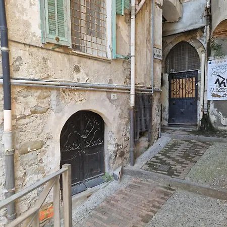 La Perla,4 Persone Centro Storico Apartamento *
