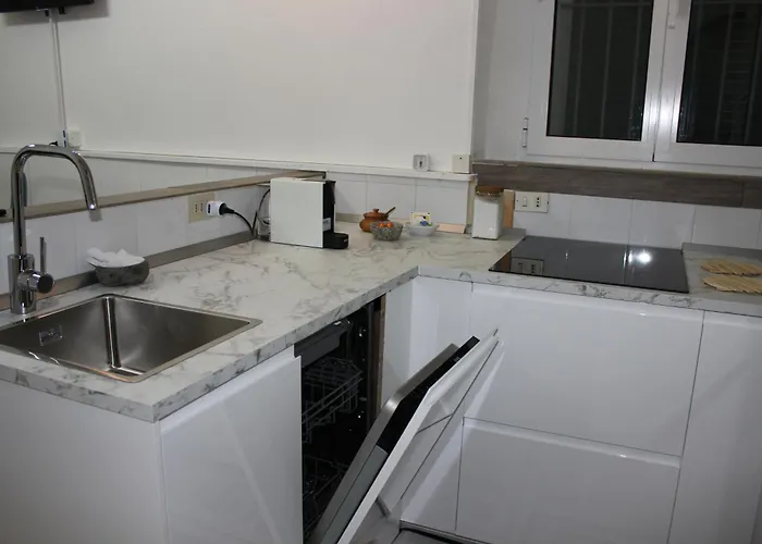 La Perla,4 Persone Centro Storico Apartmán *